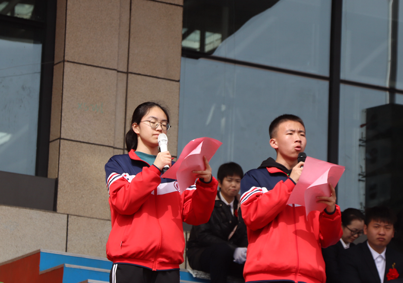 林州世纪学校校服图片图片